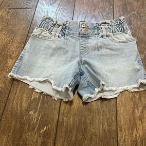 Abercrombie kids mid rise midi shorts